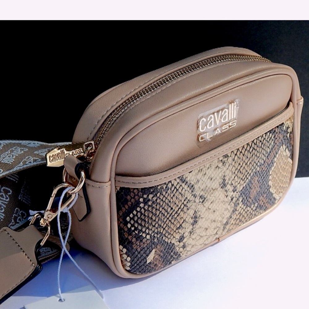 NWT CAVALLI CLASS Camera Crossbody shoulder bag. Color: Ivory w/leopard print